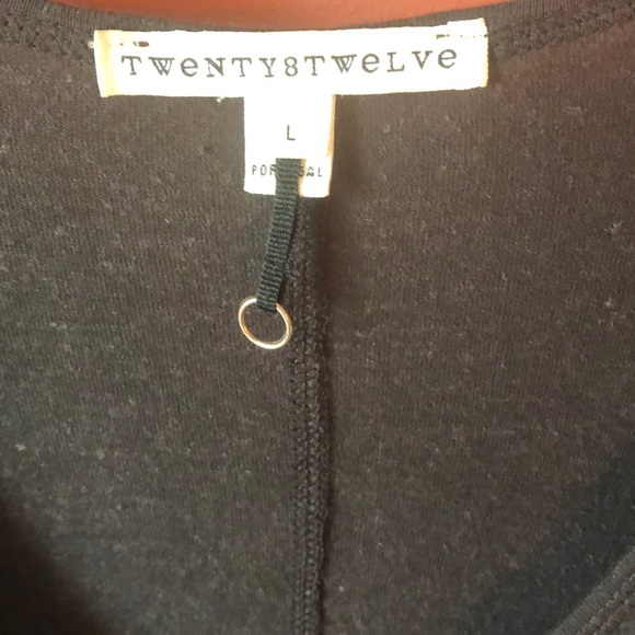 Shirt - Picture 2 of 5